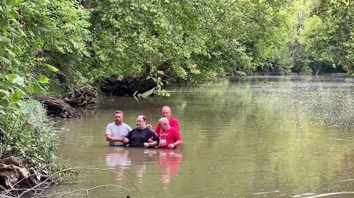 Baptism of Leland Craig Payton at Drennon Creek 9/...