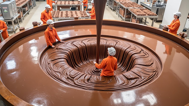 HOW to MAKE MILK CHOCOLATE BARS | THIS is HOW over 200.000 CHOCOLATE BARS are MADE DAILY