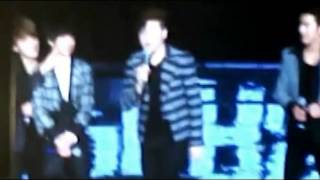 Yewook Moment Poking Yesungs Cheek