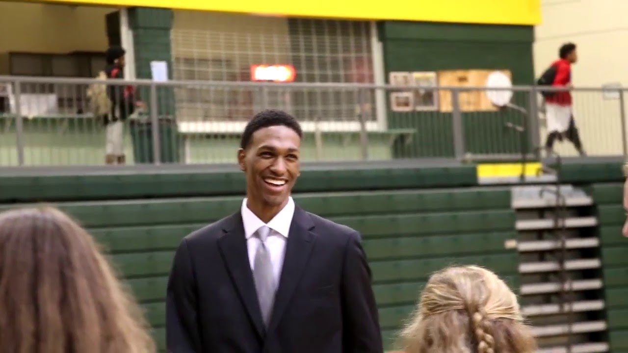 Top Basketball Recruit Commits to Yale University YouTube