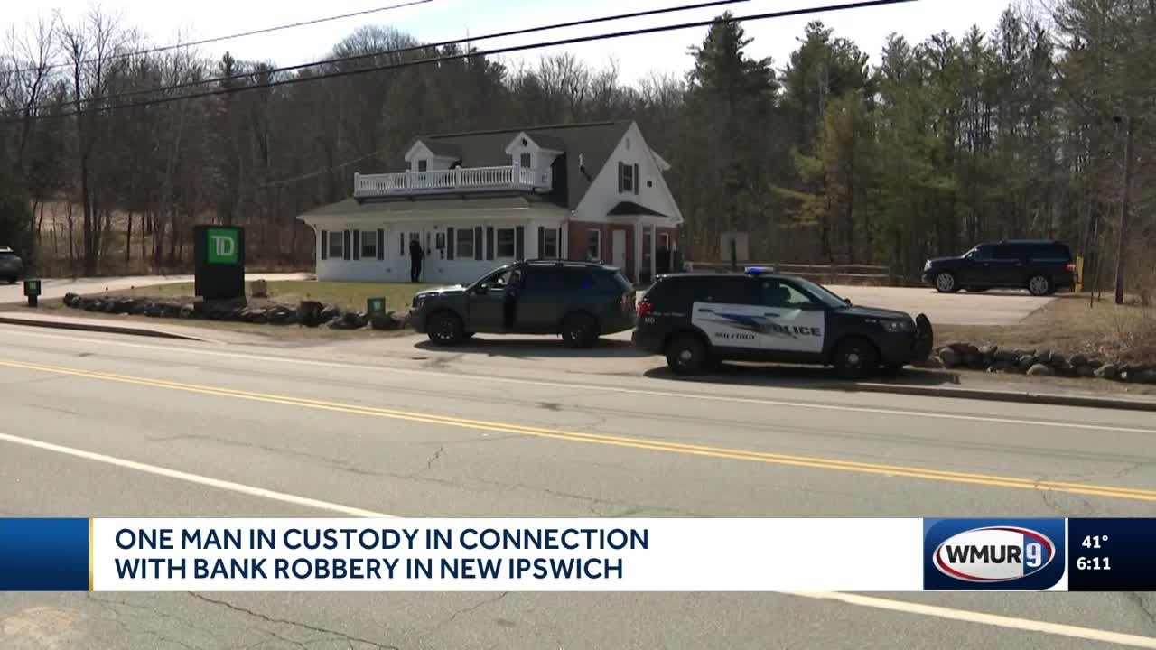One man in custody in connection with bank robbery in New Ipswich - YouTube