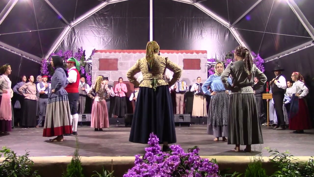 GRUPO FOLCLÓRICO CAMPONESES DE RIACHOS -- TORRES NOVAS