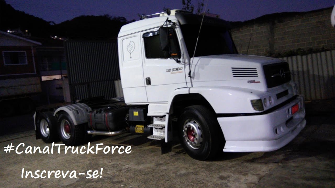 Mula roncando forte!