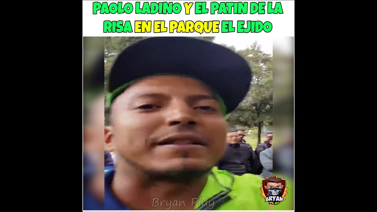 Paolo Ladino junto al Patín de la risa en el Parque el Ejido