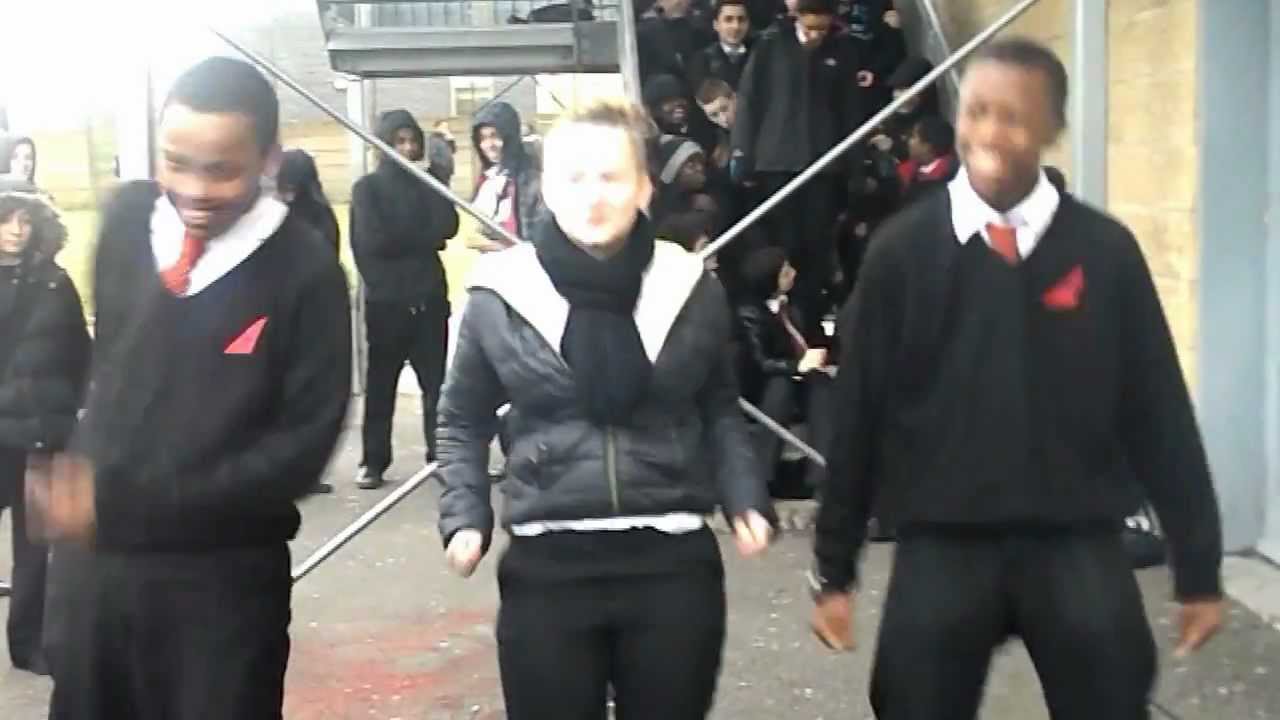 YR10 AHS HARLEM SHAKE