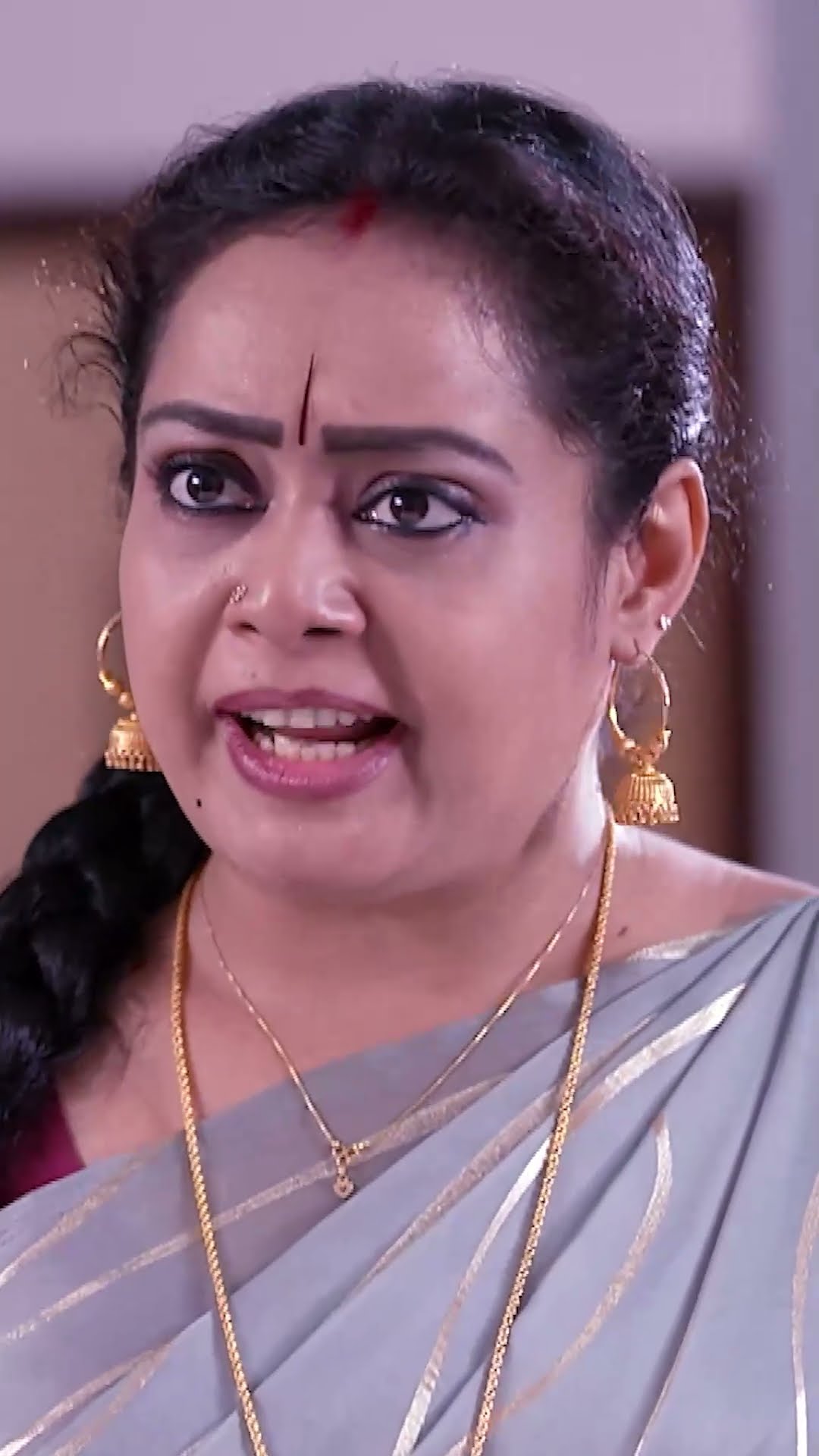 #Chandrakantham അച്ഛനെ പിന്തുണച്ച് പവിത്ര