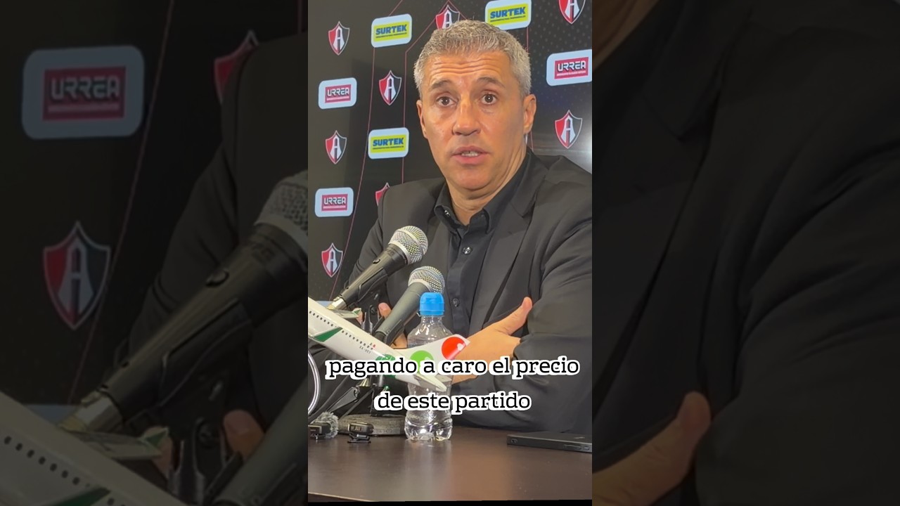 #HernánCrespo y el castigo por el trámite del juego, y #Atlas se haya ido con 1 lesionado y 2 rojas