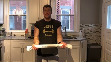 How to Train the Biceps Without Weights - Towel Bicep Curls