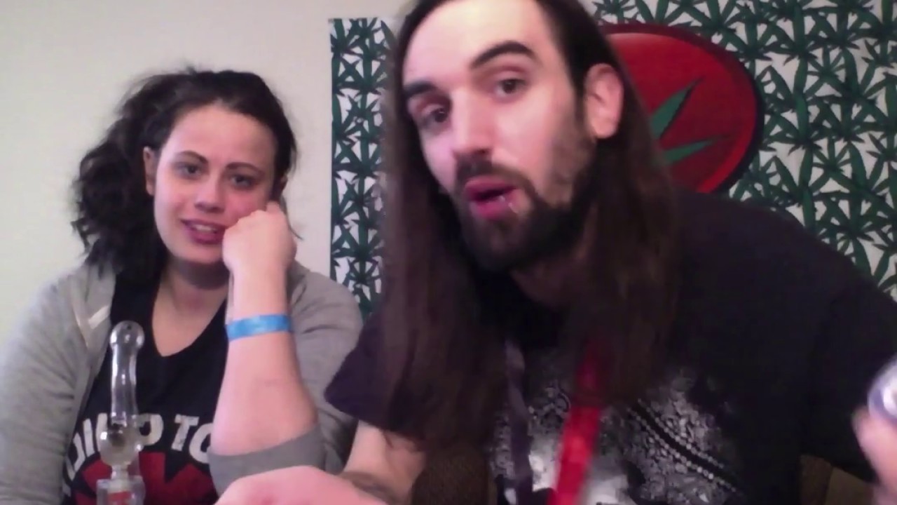 !!!!CANNAPAGES LIVE!!!!GIFTS N REVIEW ON IT!!!!!!