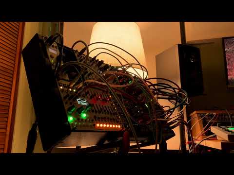 #jamuary2023 Day 21 Modualr, Rytm, Sputnik Variable Waveform Generator