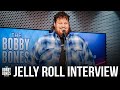 Capture de la vidéo Jelly Roll Shares Details About His New Documentary & Friends In Country Music