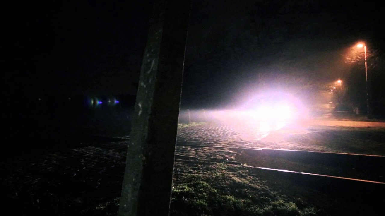 Barbalics Máté, Polhodzik Ádám: Elföldelve