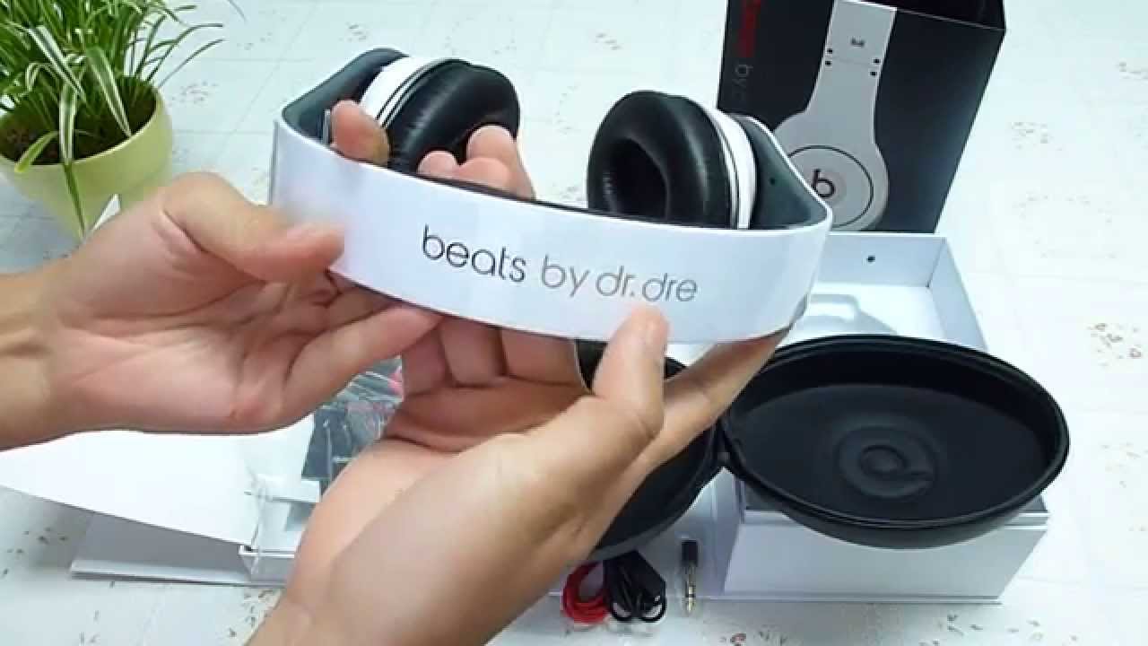 Beats By Dr. Dre White Studio Onear Headphones Unboxing review for
