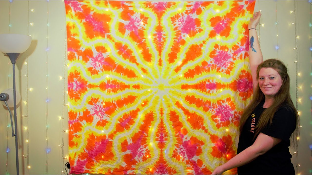 How to Tie Dye a Sunshine Tapestry - A Step by Step Guide for Beginners.