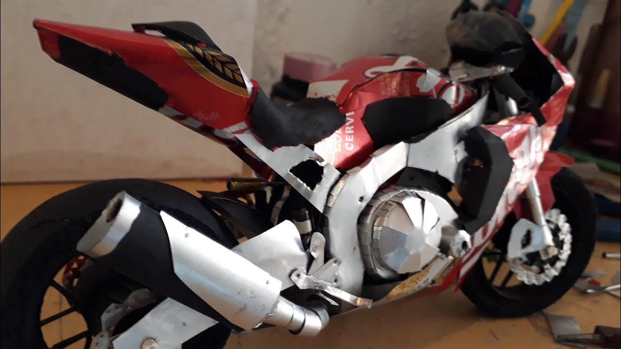 Como está a Mini Honda CBR 1000RR Fireblade - YouTube