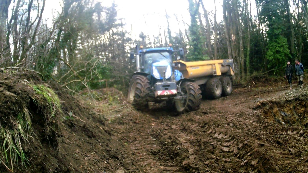 Terrassement new holland // kobelco