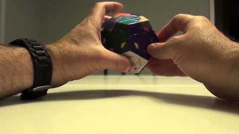 Mercury Megaminx Tutorial part 4:  Finishing the middle layer