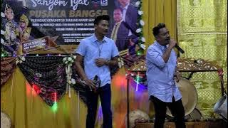 Download lagu Tinggal Sayang Tinggal Pujaan VS Selendang Sutera