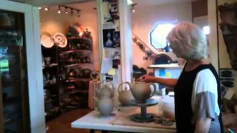 Making a pottery teapot with Holly McKeen