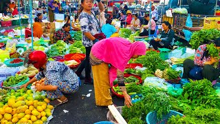 Food Rural TV, Cambodian Market Food in Phnom Penh  Fish, Seafood, Fruit, Meat, Cake & More