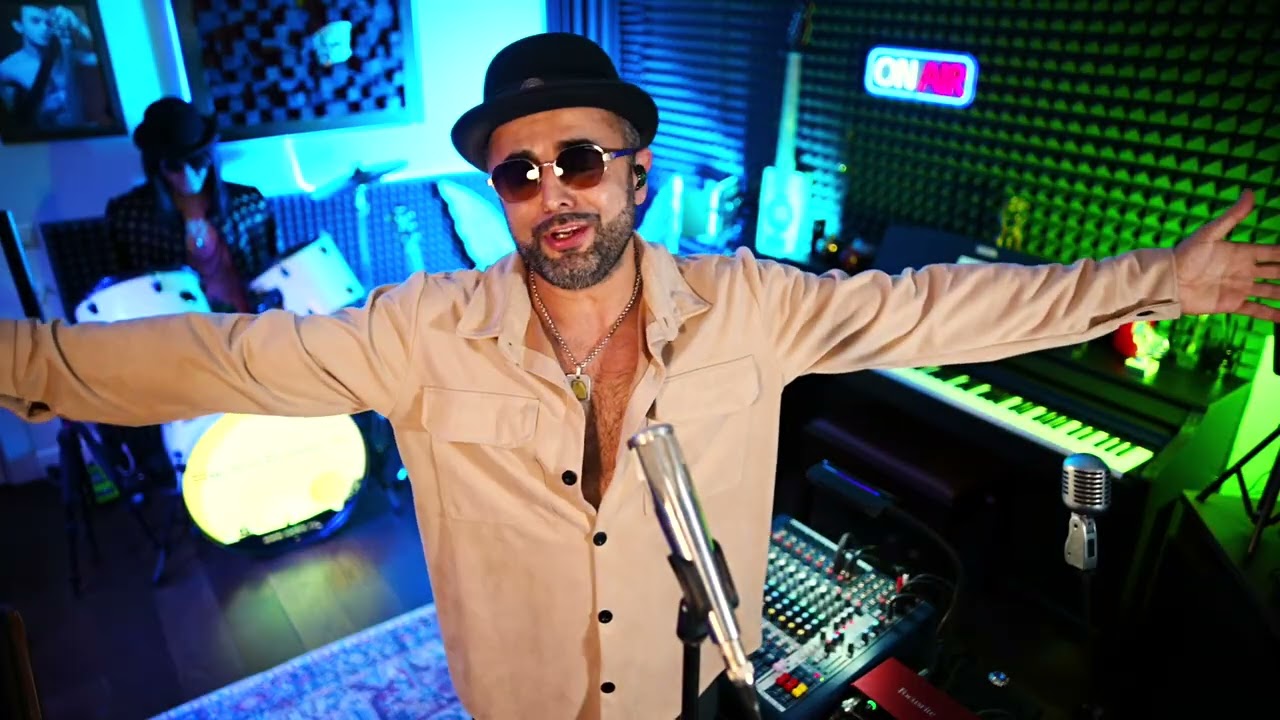 Любящие сердца! Новая версия любимой песни. 