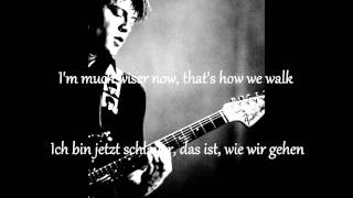 Mando Diao - How We Walk (with lyrics and german)