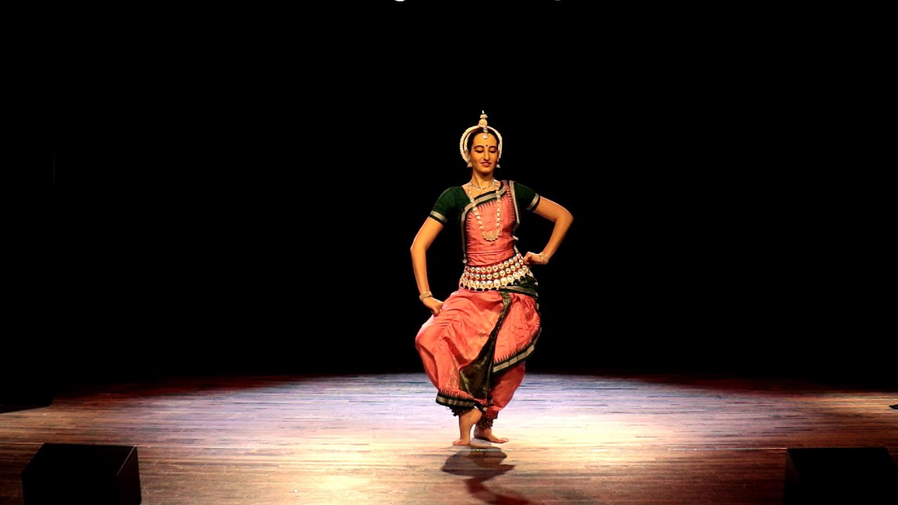 Aravi Pallavi Odissi