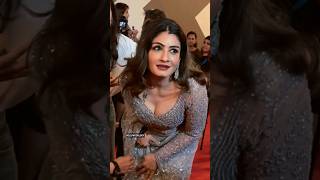 Oh My God...Raveena Tandon kiske saath act karni chahiye?| Bollywoodlogy | Honey Singh Songs