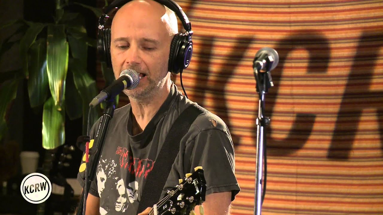 Moby performing "The Perfect Life" Live at the Village on KCRW YouTube