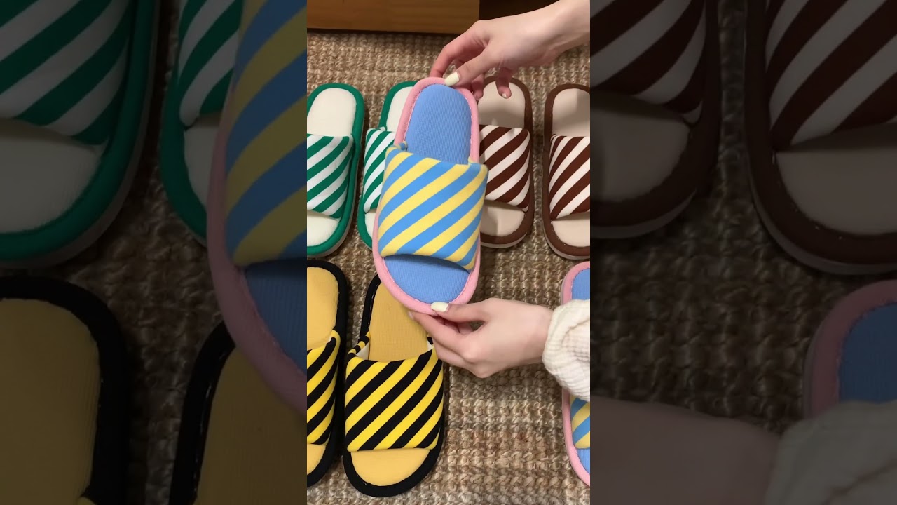 The color combination of these shoes is very bright.