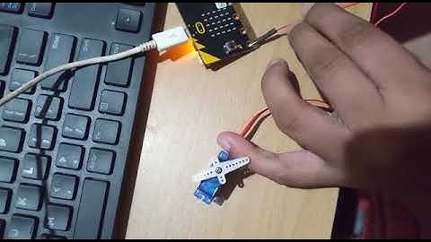 Controlling Servo with micr:bit DEMO