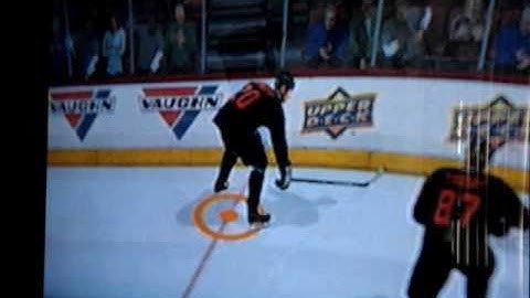 NHL 10 - What is Chris Pronger trying to do?