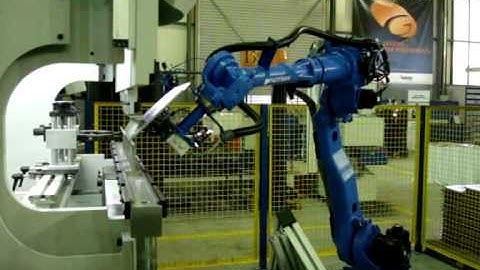 Gizelis Robotics | Bending robot