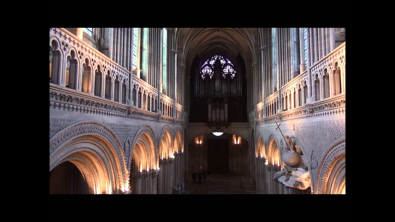 La Cathédrale Notre-Dame de Bayeux vue autrement...
