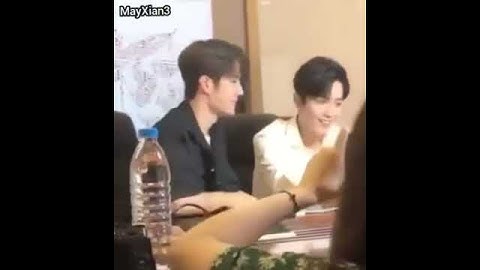 The way Wang Yibo touch Xiao Zhan elbow to calm him down 😍😅 #YiZhan #bjyx
