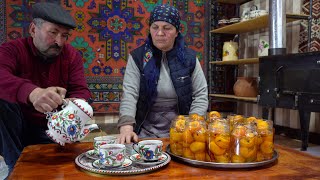 Making Whole Tangerines Jam