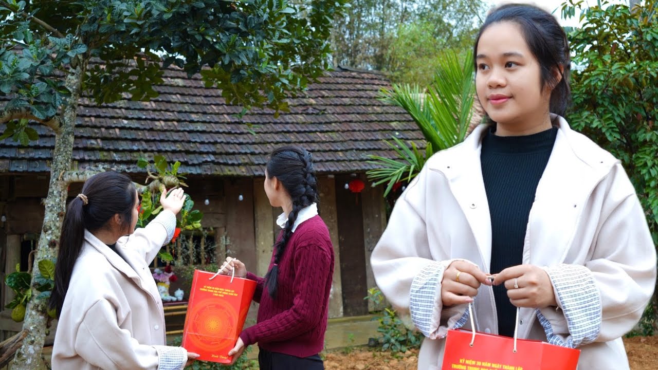 Генеральный директор подарил Ту Уну подарок на Лунный Новый год стоимостью 1000 долларов. Кто этот г