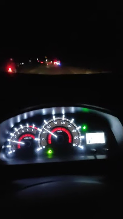 Story WA nyetir Avanza malam hari dengan musik Tembang kenangan