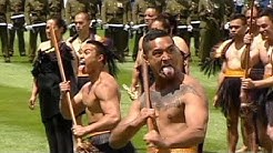 Traditional Haka welcome for Chinaâ€™s president in New Zealand - no comment  - Durasi: 2:01. 