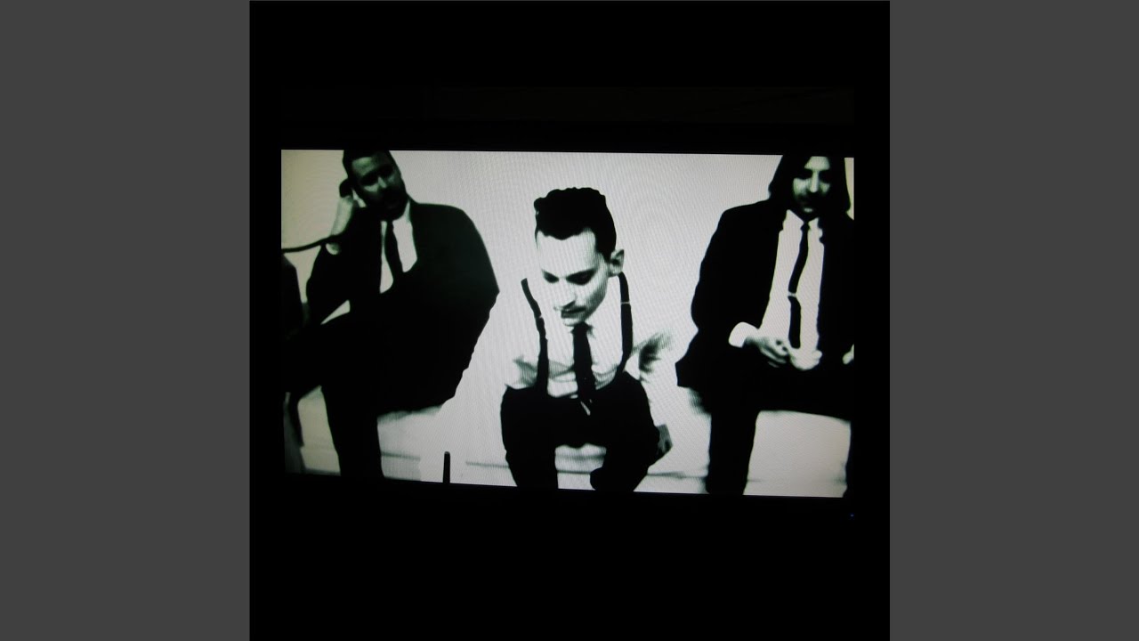 Phantoms adlı videoyu YouTube'da izle Phantoms adlı videoyu YouTube'da izle