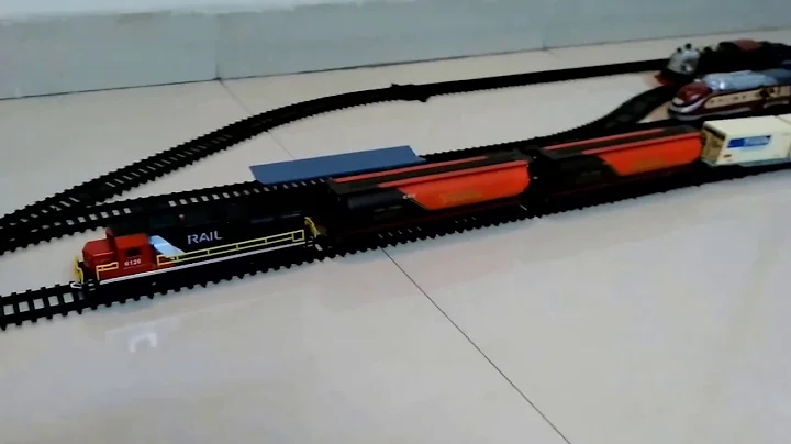 Fenfa Train Set. Model Train. Track Layout04 - Push Pull Diesel Freight 5 Wagons