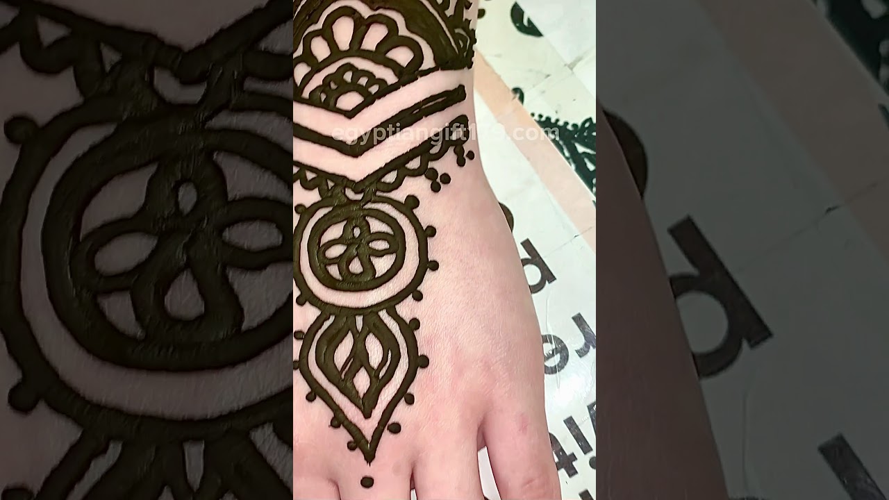 Beautiful henna tattoo in our store Orlando Kissimmee Florida Usa🇺🇸