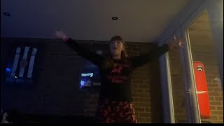 Billy And Bonnies Happy Song Dance Along