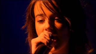 Famous Alizée   Lui Ou Toi En Concert Remastered HD Profile
