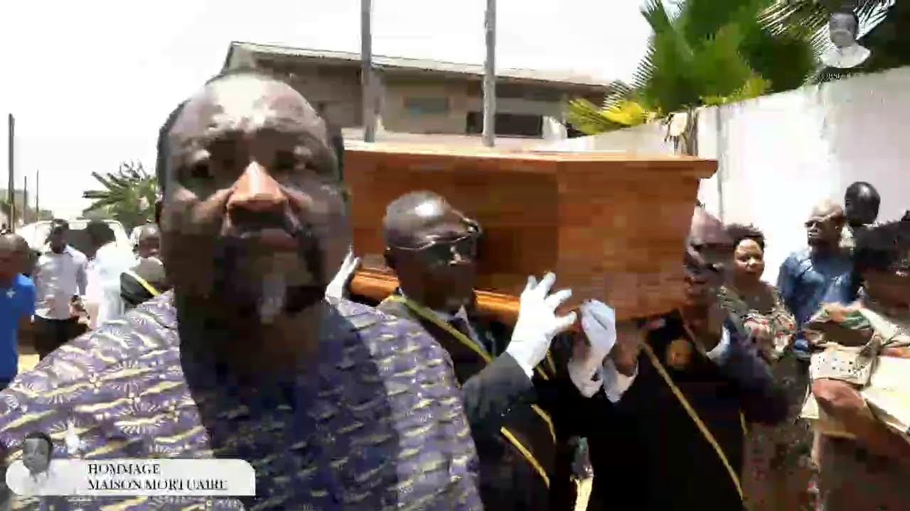 Obsèques de Mgr Nicodème Barrigah-Benissan: Levée du corps