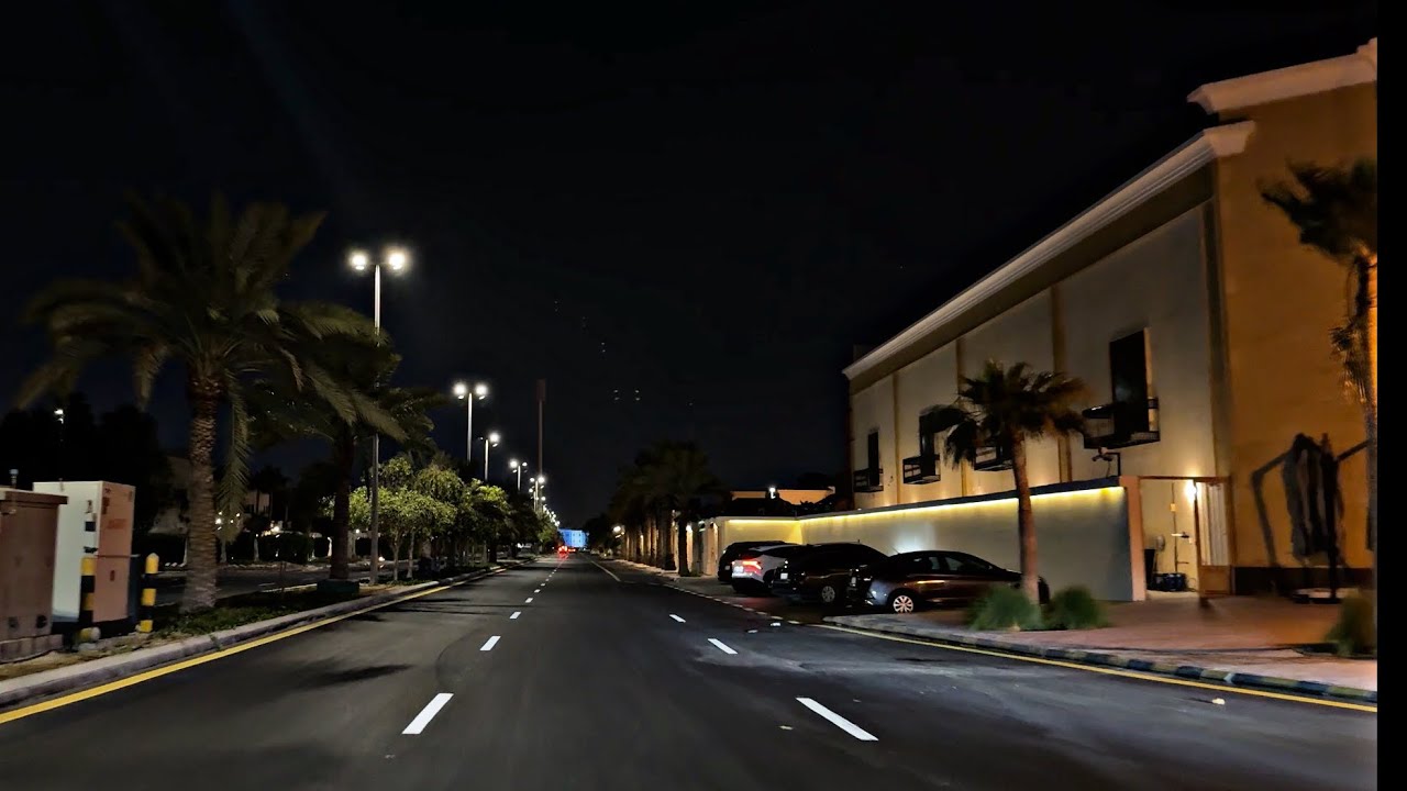 جولة ليلية في مدينة الدمام