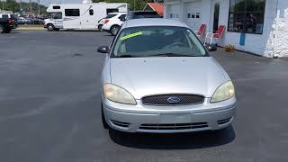 2004 Ford Taurus se