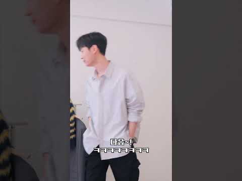 여자가 보는 <strong>남자</strong> 옷.. 이게 <strong>1위</strong>? #shorts