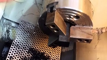 Square bar in a 3 jaws chuck