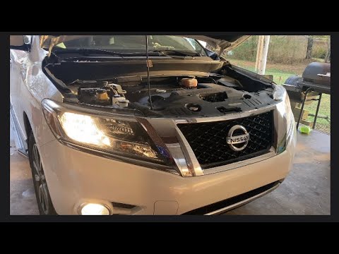 Nissan Pathfinder Headlight Bulb Replacement